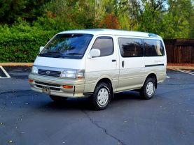 1996 TOYOTA HIACE VAN 2RZ-E LIVING SALOON EX