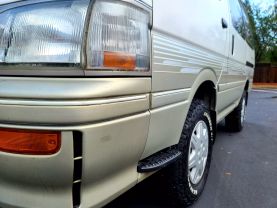 1996 TOYOTA HIACE VAN 2RZ-E LIVING SALOON EX