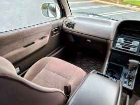 1996 TOYOTA HIACE VAN 2RZ-E LIVING SALOON EX