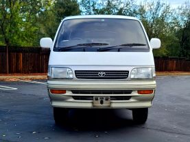 1996 TOYOTA HIACE VAN 2RZ-E LIVING SALOON EX