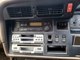 1996 TOYOTA HIACE VAN 2RZ-E LIVING SALOON EX