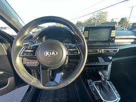 2021 KIA SELTOS SUV 4-CYL, 2.0 LITER EX SPORT UTILITY 4D - LA Auto Star in Virginia Beach, VA