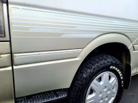 1996 TOYOTA HIACE VAN 2RZ-E LIVING SALOON EX