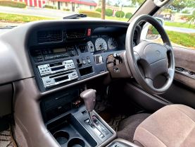 1996 TOYOTA HIACE VAN 2RZ-E LIVING SALOON EX