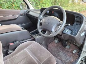 1996 TOYOTA HIACE VAN 1KZ-TE SUPER CUSTOM LIMITED