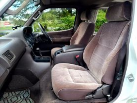 1996 TOYOTA HIACE VAN 2RZ-E LIVING SALOON EX