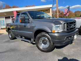 Used 2004 FORD F250 SUPER DUTY SUPER CAB PICKUP V8, 5.4 LITER XL PICKUP 4D 6 3/4 FT - LA Auto Star located in Virginia Beach, VA