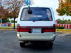 1996 TOYOTA HIACE VAN 2RZ-E LIVING SALOON EX