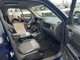 2014 JEEP PATRIOT SUV BLUE AUTOMATIC - Auto Spot