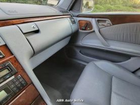 2001 MERCEDES-BENZ E-CLASS SEDAN V6, 3.2 LITER E 320 AWD SEDAN 4D