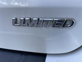 2011 TOYOTA SIENNA PASSENGER WHITE AUTOMATIC - Citywide Auto Group LLC