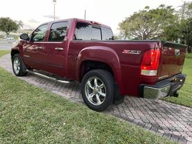 2007 GMC SIERRA 1500 CREW CAB PICKUP RED AUTOMATIC - Citywide Auto Group LLC