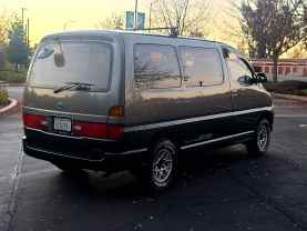 1996 TOYOTA GRANVIA VAN 1KZ-TE Q