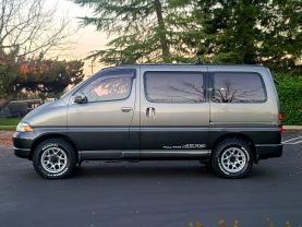 1996 TOYOTA GRANVIA VAN 1KZ-TE Q