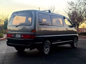 1996 TOYOTA GRANVIA VAN 1KZ-TE Q