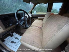 1988 CHEVROLET C/K2500 EXT CAB 5.7L V8 F OHV 16V SCOTTSDALE EXT CAB