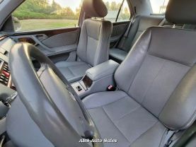 2001 MERCEDES-BENZ E-CLASS SEDAN V6, 3.2 LITER E 320 AWD SEDAN 4D
