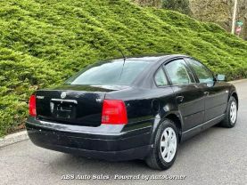 1999 VOLKSWAGEN PASSAT SEDAN V6, 2.8 LITER GLS SEDAN 4D