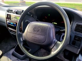 1996 TOYOTA GRANVIA VAN 1KZ-TE Q