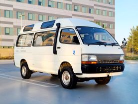 1995 TOYOTA HIACE COMMUTER VAN 3L DX