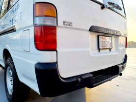1995 TOYOTA HIACE COMMUTER VAN 3L DX