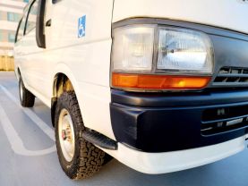 1995 TOYOTA HIACE COMMUTER VAN 3L DX