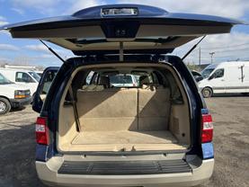 2009 FORD EXPEDITION SUV BLUE AUTOMATIC - Auto Spot