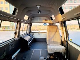 1995 TOYOTA HIACE COMMUTER VAN 3L DX