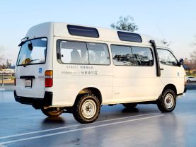 1995 TOYOTA HIACE COMMUTER VAN 3L DX