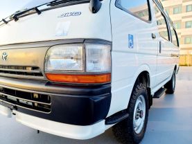 1995 TOYOTA HIACE COMMUTER VAN 3L DX
