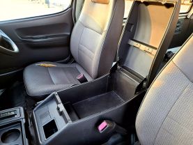 1995 TOYOTA HIACE COMMUTER VAN 3L DX