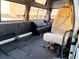 1995 TOYOTA HIACE COMMUTER VAN 3L DX