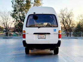 1995 TOYOTA HIACE COMMUTER VAN 3L DX