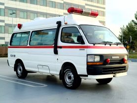 1991 TOYOTA HIACE VAN 2RZ-E AMBULANCE