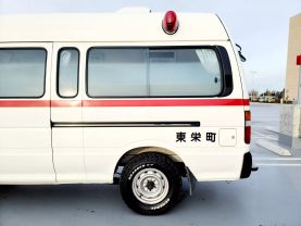 1991 TOYOTA HIACE VAN 2RZ-E AMBULANCE
