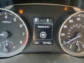 2017 HYUNDAI ELANTRA SEDAN SILVER AUTOMATIC - Auto Spot
