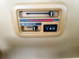 1991 TOYOTA HIACE VAN 2RZ-E AMBULANCE