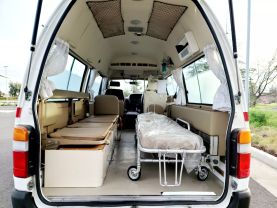 1991 TOYOTA HIACE VAN 2RZ-E AMBULANCE