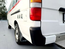 1991 TOYOTA HIACE VAN 2RZ-E AMBULANCE