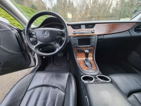2006 MERCEDES-BENZ CLS-CLASS COUPE V8, 5.0 LITER CLS 500 COUPE 4D