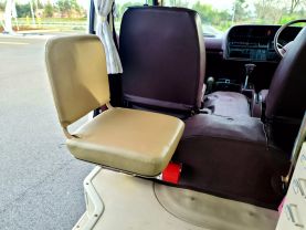 1991 TOYOTA HIACE VAN 2RZ-E AMBULANCE