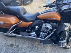 2014 HARLEY-DAVIDSON FLHTK ULTRA LIMITED CRUISER  - - at YID Auto Sales in Hollywood, FL   25.997523502292495, -80.14913739060177