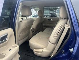 2017 NISSAN PATHFINDER SUV BLUE AUTOMATIC - Auto Spot