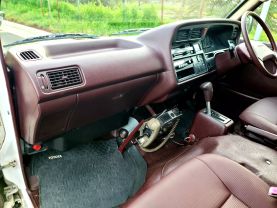 1991 TOYOTA HIACE VAN 2RZ-E AMBULANCE