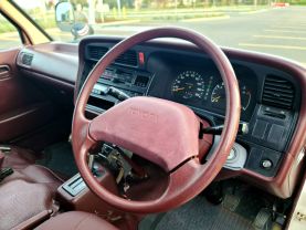 1991 TOYOTA HIACE VAN 2RZ-E AMBULANCE