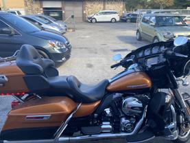 2014 HARLEY-DAVIDSON FLHTK ULTRA LIMITED CRUISER  - - at YID Auto Sales in Hollywood, FL   25.997523502292495, -80.14913739060177