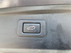 2017 SUBARU OUTBACK WAGON 6-CYL, 3.6 LITER 3.6R LIMITED WAGON 4D