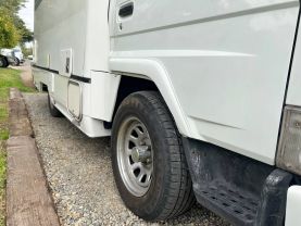 1996 TOYOTA TOYOACE CAMPER 3L CAMPER