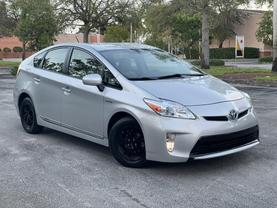 2012 TOYOTA PRIUS HATCHBACK SILVER  AUTOMATIC - Citywide Auto Group LLC