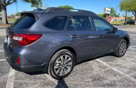 2017 SUBARU OUTBACK WAGON 6-CYL, 3.6 LITER 3.6R LIMITED WAGON 4D